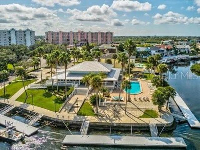 5712 BISCAYNE COURT 101, New Port Richey, FL 34652