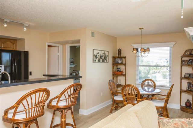 5712 BISCAYNE COURT 101, New Port Richey, FL 34652