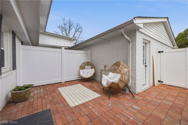 7 Meadowlawn Drive 20, Mentor, OH 44060