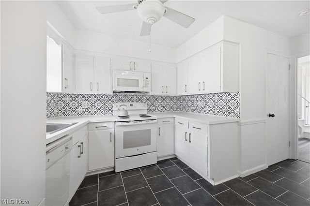 7 Meadowlawn Drive 20, Mentor, OH 44060