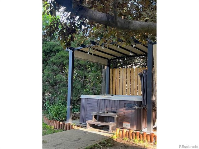 133 S Morlan Avenue, Holyoke, CO 80734