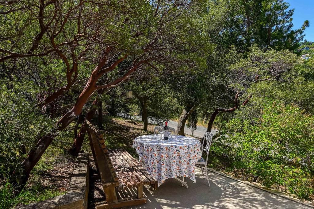 Image 15 of property listing at 2727 Lakeview Dr, Julian, CA 92036