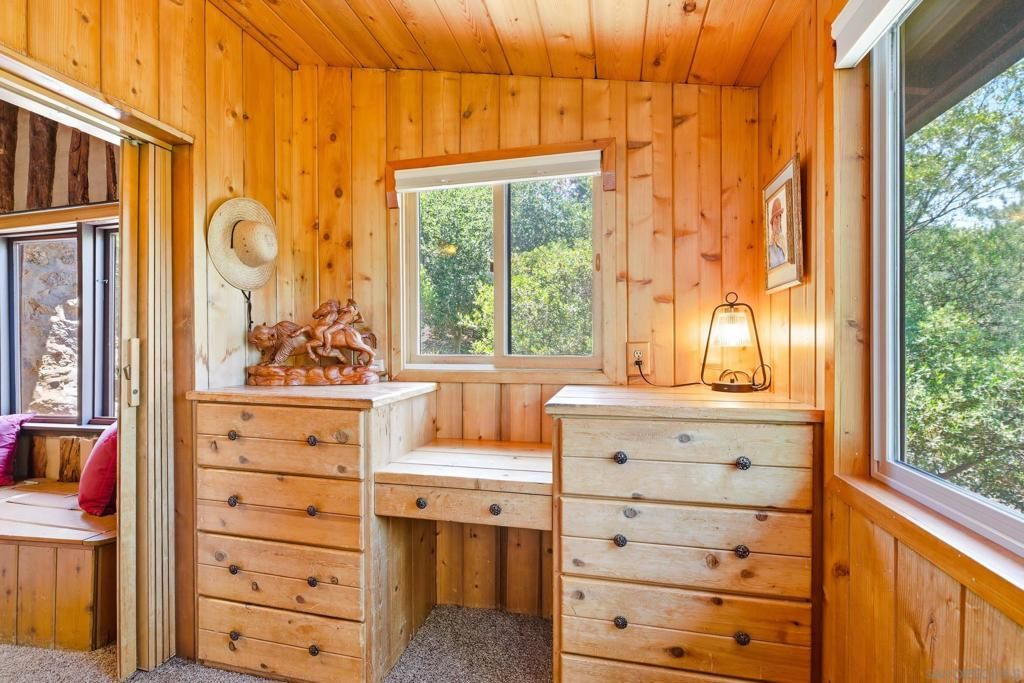 Image 21 of property listing at 2727 Lakeview Dr, Julian, CA 92036