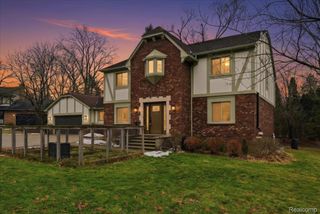 3755 Tremont Lane, Ann Arbor, MI 48105