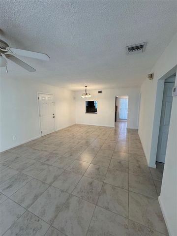 3331 NW 101st Avenue 3331, Coral Springs, FL 33065