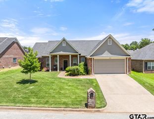 802 Rugby Ln, Whitehouse, TX 75791