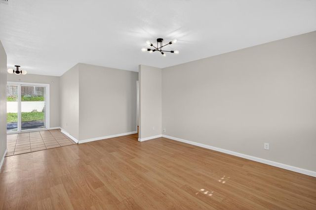 7013 Brayton Ave, Citrus Heights, CA 95621