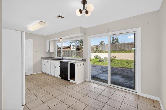 7013 Brayton Ave, Citrus Heights, CA 95621