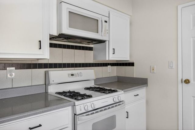 7013 Brayton Ave, Citrus Heights, CA 95621