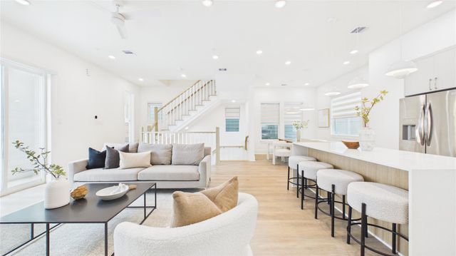 606 Skyland Terrace Way, Houston, TX 77009