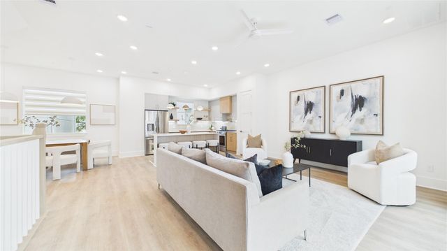 606 Skyland Terrace Way, Houston, TX 77009
