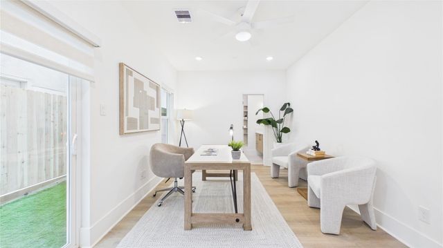 606 Skyland Terrace Way, Houston, TX 77009