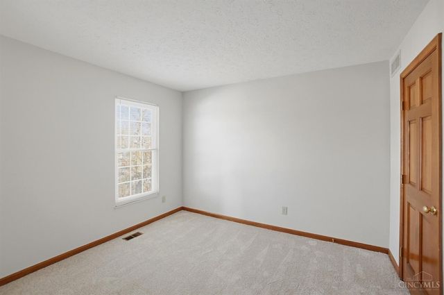 1185 Bonniebrook Drive, Miamisburg, OH 45342