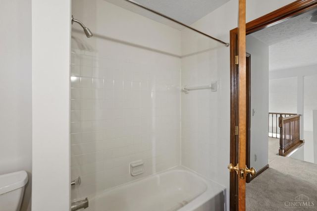 1185 Bonniebrook Drive, Miamisburg, OH 45342