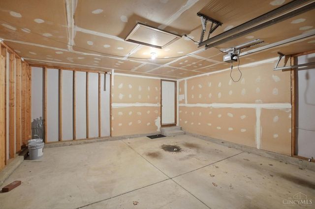 1185 Bonniebrook Drive, Miamisburg, OH 45342