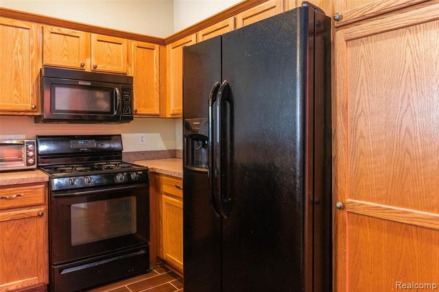 13207 St Ervin Avenue 26, Detroit, MI 48215