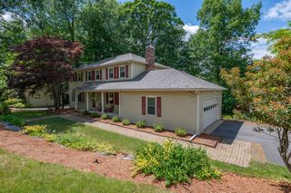 3 Aspen Court, Nashua, NH 03062