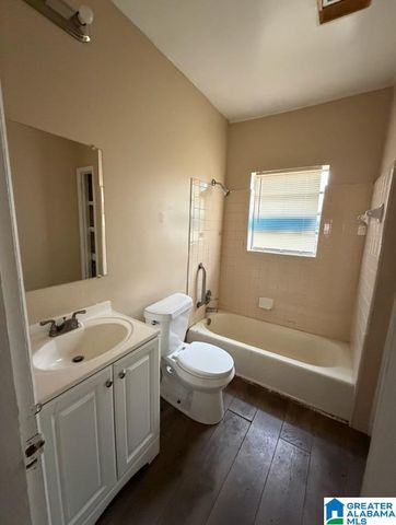 12 4TH AVENUE SW, Birmingham, AL 35211