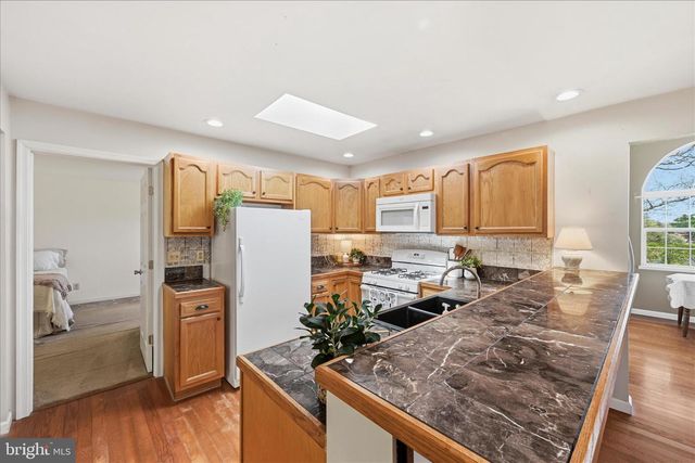 1988 CHESTNUT HILL RD, Mohnton, PA 19540