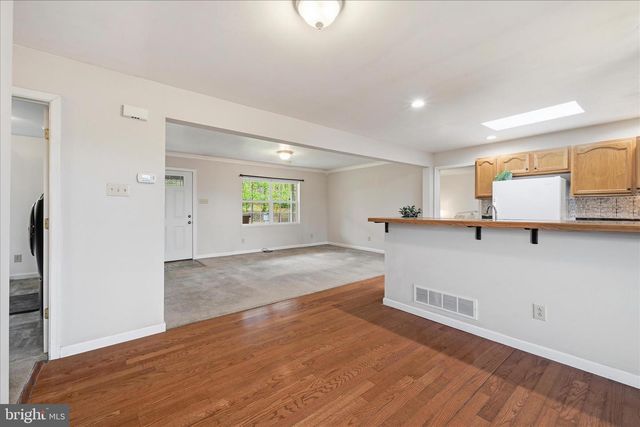 1988 CHESTNUT HILL RD, Mohnton, PA 19540