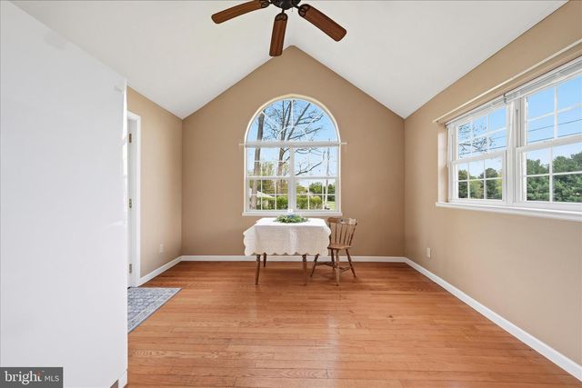 1988 CHESTNUT HILL RD, Mohnton, PA 19540