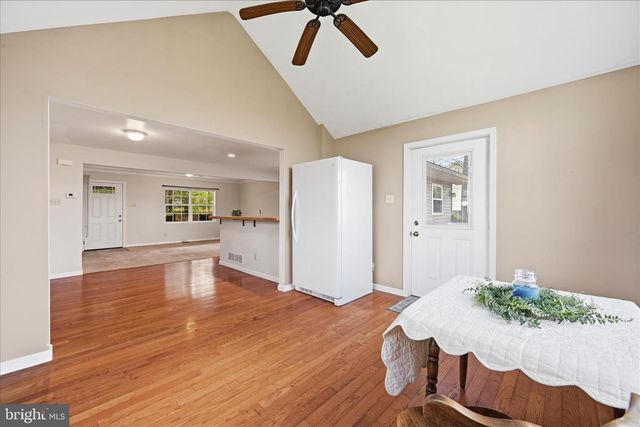 1988 CHESTNUT HILL RD, Mohnton, PA 19540