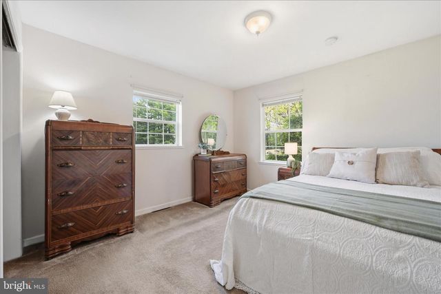 1988 CHESTNUT HILL RD, Mohnton, PA 19540