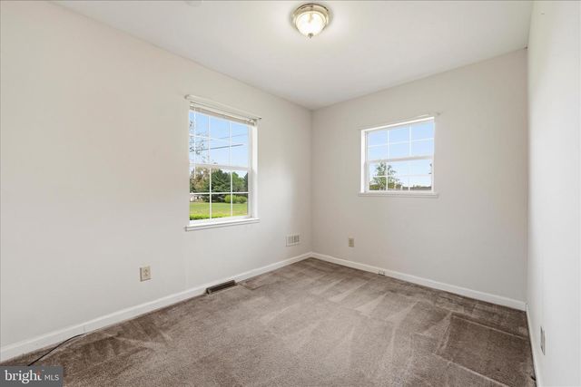 1988 CHESTNUT HILL RD, Mohnton, PA 19540