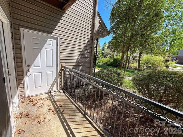 415 Appeldoorn Circle, Asheville, NC 28803