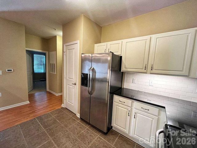 415 Appeldoorn Circle, Asheville, NC 28803