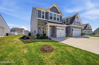 103 Spinnaker Street A, Elizabeth City, NC 27909