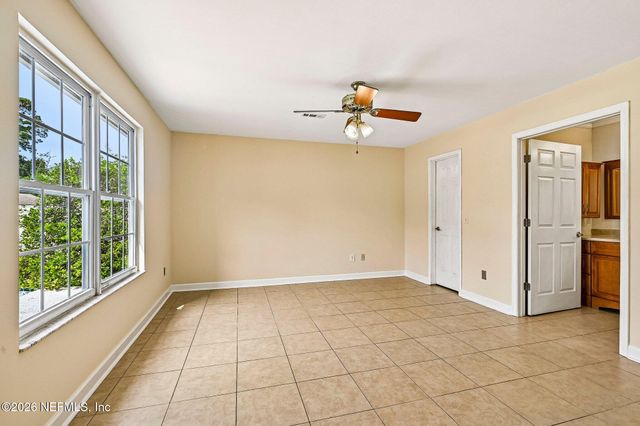 10720 KNOTTINGBY Drive, Jacksonville, FL 32257