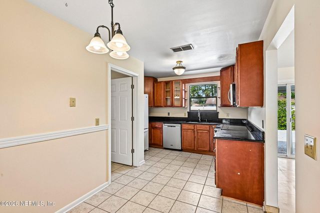 10720 KNOTTINGBY Drive, Jacksonville, FL 32257
