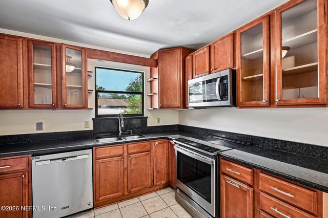 10720 KNOTTINGBY Drive, Jacksonville, FL 32257