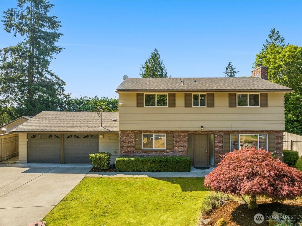 16711 NE 6th Place, Bellevue, WA 98008