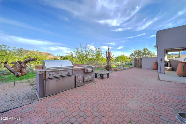 132 E KANIKSU Street, Apache Junction, AZ 85119