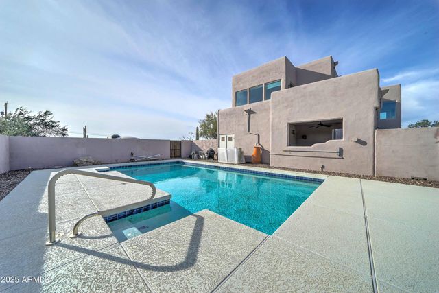 132 E KANIKSU Street, Apache Junction, AZ 85119