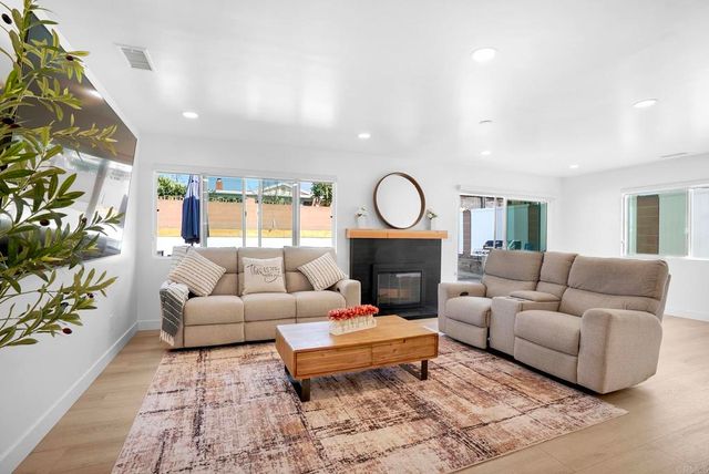 953 Maria Way, Chula Vista, CA 91911