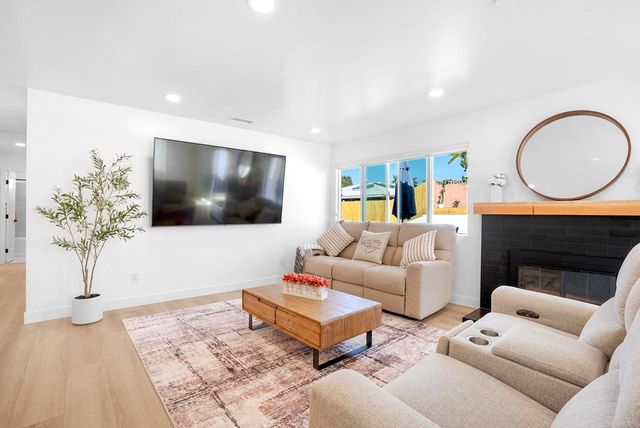 953 Maria Way, Chula Vista, CA 91911