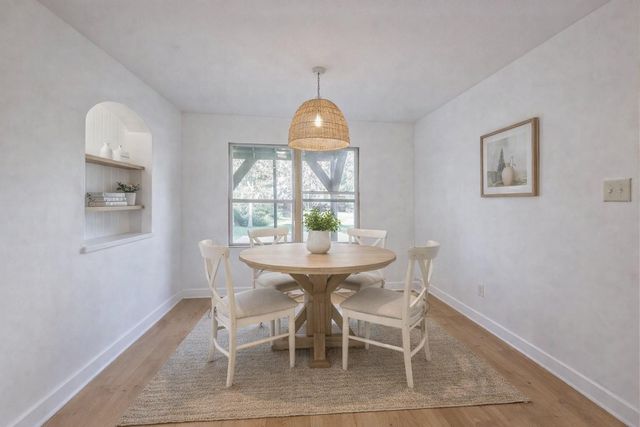 2253 River Valley Drive, West Columbia, TX 77486