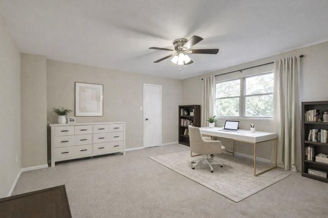 2253 River Valley Drive, West Columbia, TX 77486