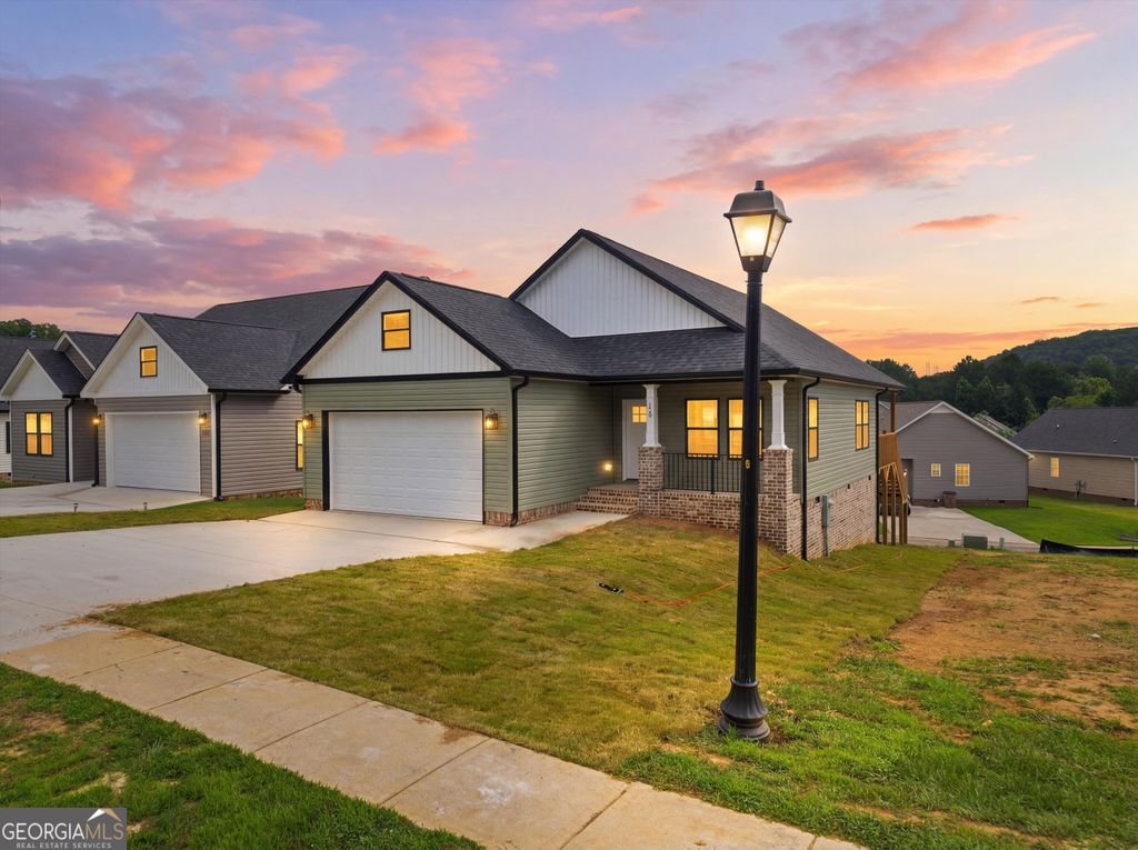 126 Washington Street, Dalton, GA 30721