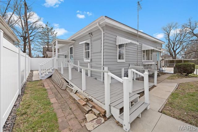 2300 Edwards Street, Granite City, IL 62040