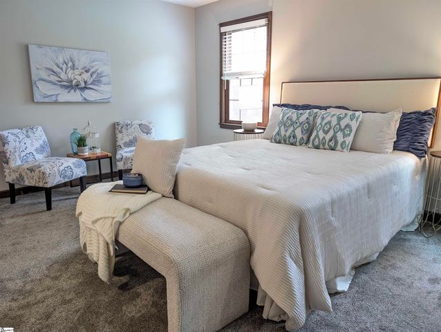 1202 Plantation Drive, Simpsonville, SC 29681