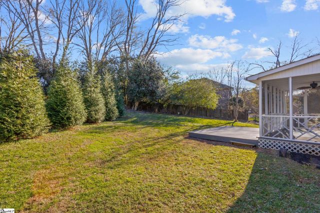 1202 Plantation Drive, Simpsonville, SC 29681