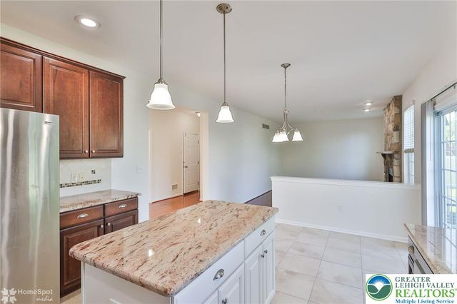 2784 Clark Place, Forks Twp, PA 18040