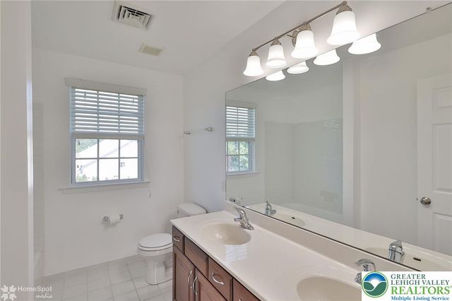 2784 Clark Place, Forks Twp, PA 18040