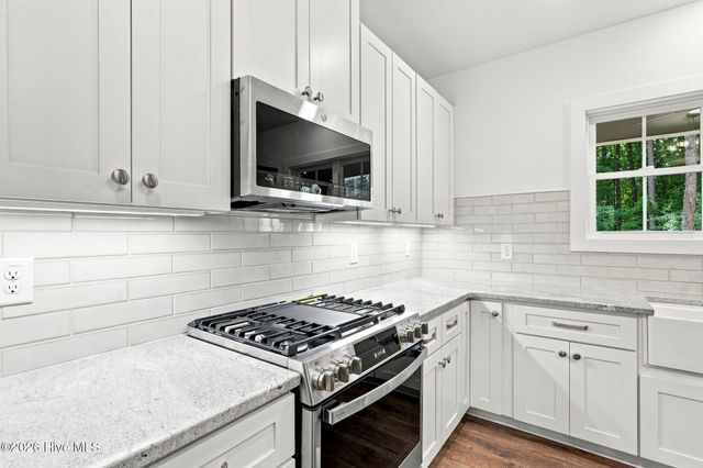 128 Banbridge Drive, West End, NC 27376