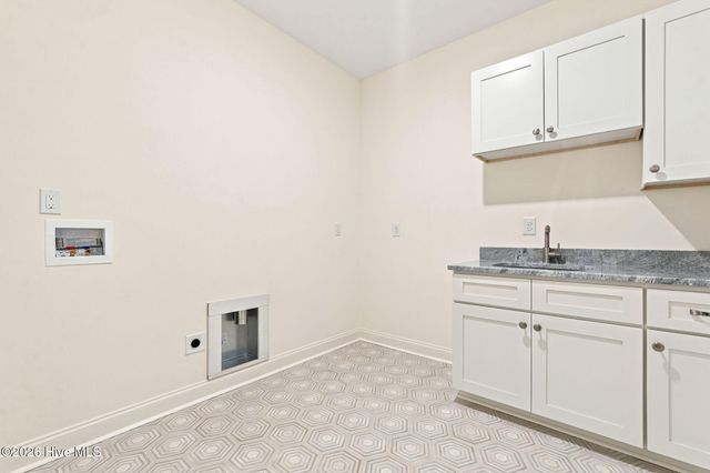 128 Banbridge Drive, West End, NC 27376