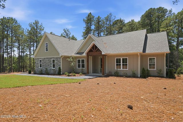 128 Banbridge Drive, West End, NC 27376